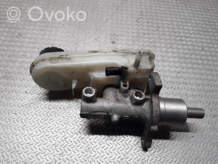 Mitsubishi Colt CZ3 Główny cylinder hamulca 32067273