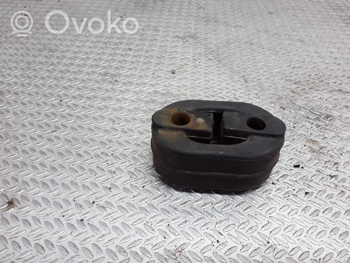 Mitsubishi Lancer X Soporte de apoyo/base del silenciador 