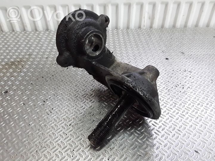 Volvo S70  V70  V70 XC Supporto di montaggio del filtro dell’olio 074115417