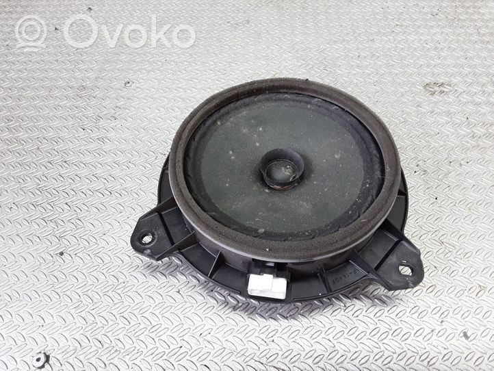 Toyota Yaris Rear door speaker 