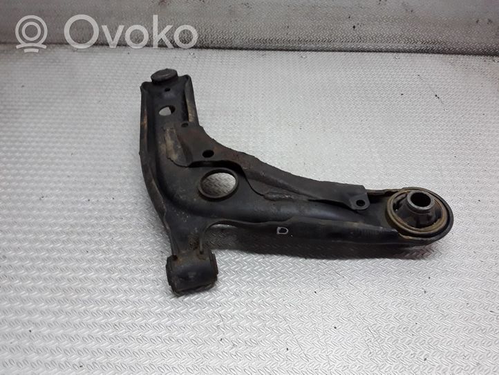 Toyota Yaris Braccio di controllo sospensione anteriore inferiore/braccio oscillante 