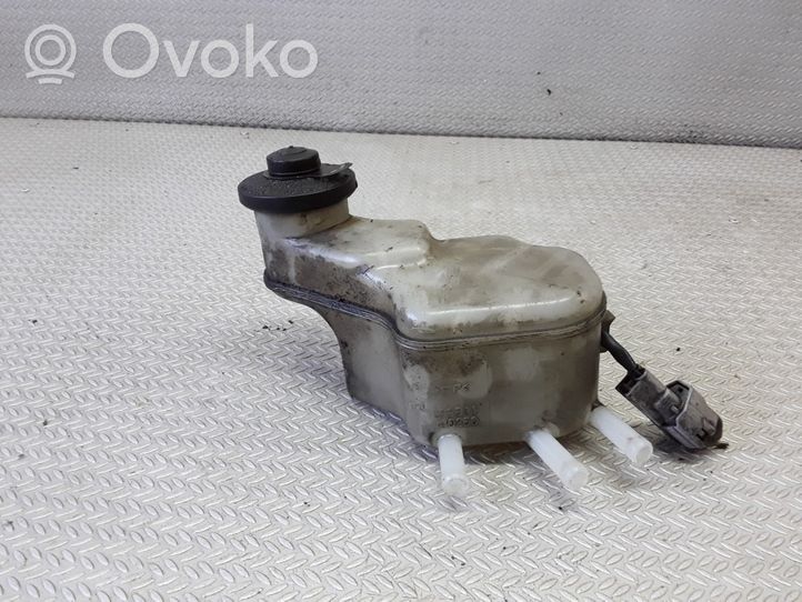 Toyota Avensis Verso Jarrunestesäiliö 13231140260