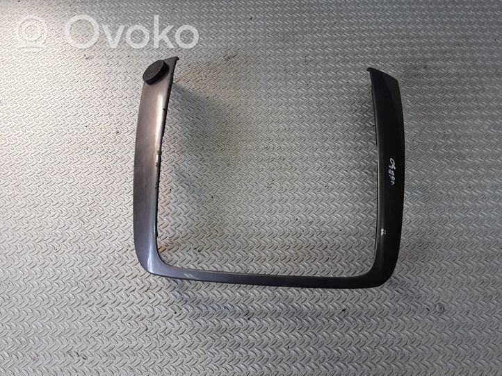 Toyota Avensis Verso Radion/GPS-laitteen pääyksikön kehys 5541444020