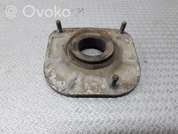 Volvo 850 Support de jambe de force supérieur avant 