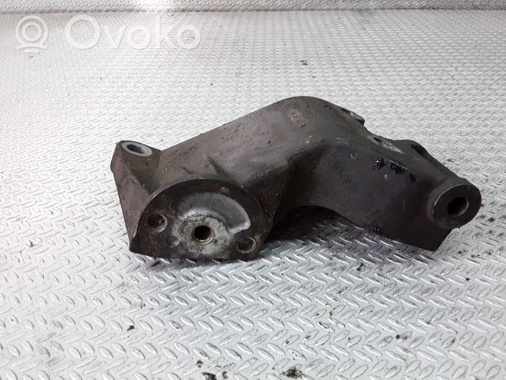 Opel Zafira A Support de générateur / alternateur 90571112