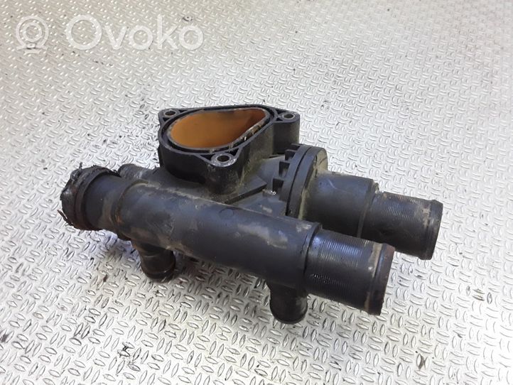 Renault Espace III Thermostat / Thermostatgehäuse 8200154300