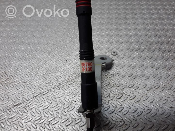 KIA Sorento Antena (GPS antena) 957903E100