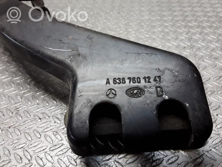 Mercedes-Benz Vito Viano W638 Guida/cerniera superiore del rullo del portellone scorrevole A6387601247