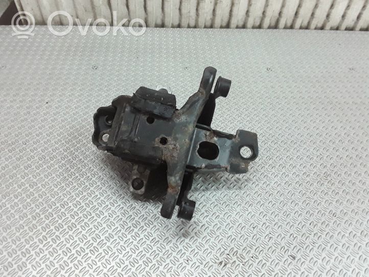 Volkswagen Polo IV 9N3 Supporto della scatola del cambio 6Q0199555