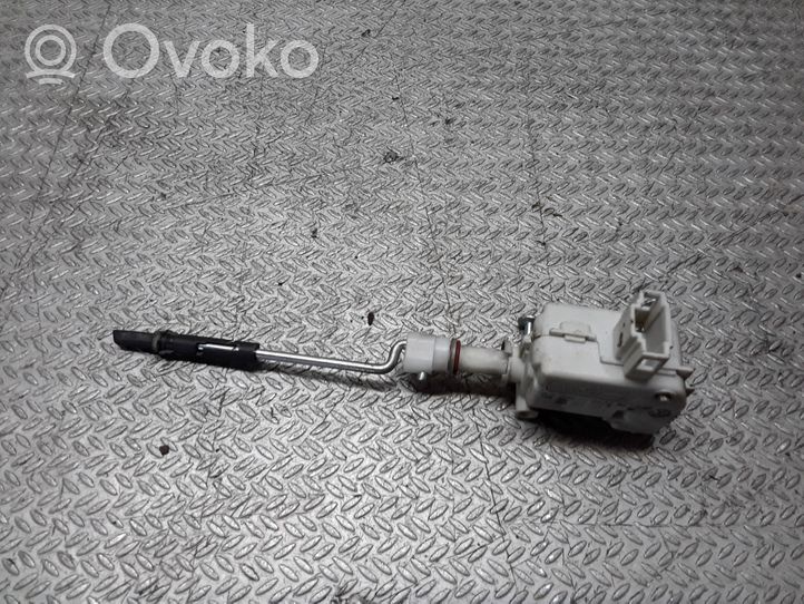 Skoda Octavia Mk1 (1U) Verrouillage du bouchon du réservoir de carburant 3B0959782