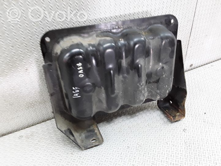 Nissan Patrol Y61 Zbiornik powietrza tylnego zawieszenia pneumatycznego 