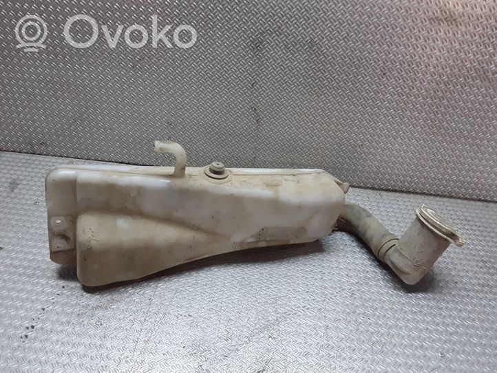 Mitsubishi Pajero Бачок оконной жидкости 860141200