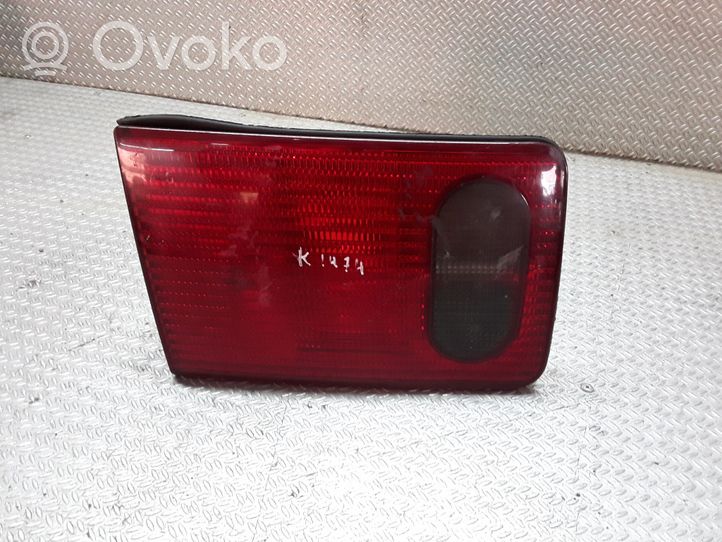 Audi A8 S8 D2 4D Takaluukun takavalot 4D0945093