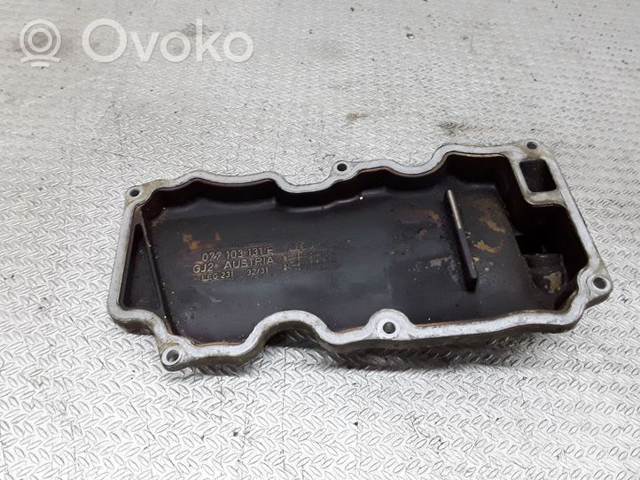 Audi A8 S8 D2 4D Altra parte del motore 077103131E