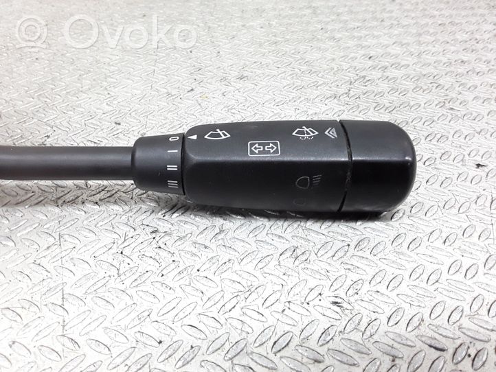 Mercedes-Benz C W203 Interruptor/palanca de limpiador de luz de giro 20354500107C45