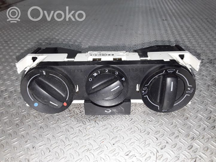 Volkswagen Polo Oro kondicionieriaus/ klimato/ pečiuko valdymo blokas (salone) 6Q0819045P