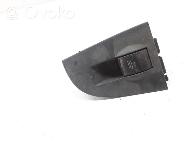 Audi A6 S6 C5 4B Interrupteur commade lève-vitre 4B0959855