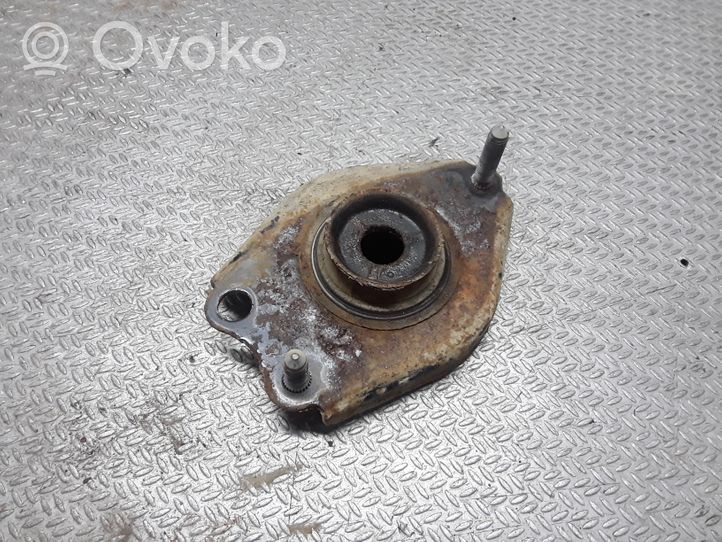 Toyota Corolla Verso AR10 Spyruoklės atrama (bliūdelis) 