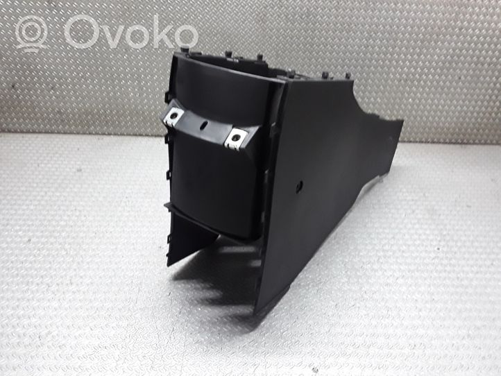 Toyota Verso Muu keskikonsolin (tunnelimalli) elementti 588280F010