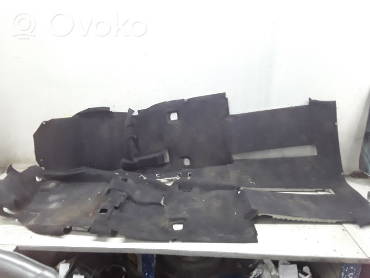 Mitsubishi Grandis Rivestimento pavimento anteriore 