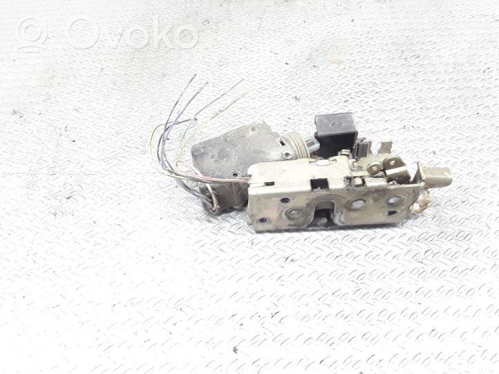 Mercedes-Benz Sprinter W901 W902 W903 W904 Front door lock 