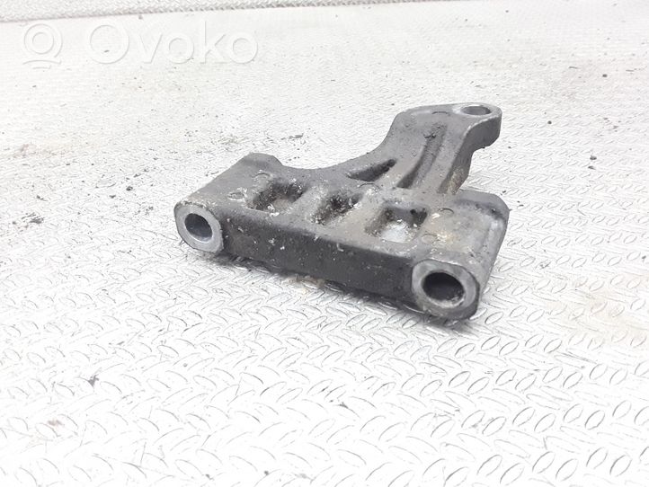 Subaru Legacy Support de compresseur de clim 