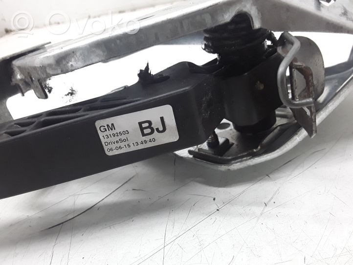 Opel Zafira B Clutch pedal 13192503