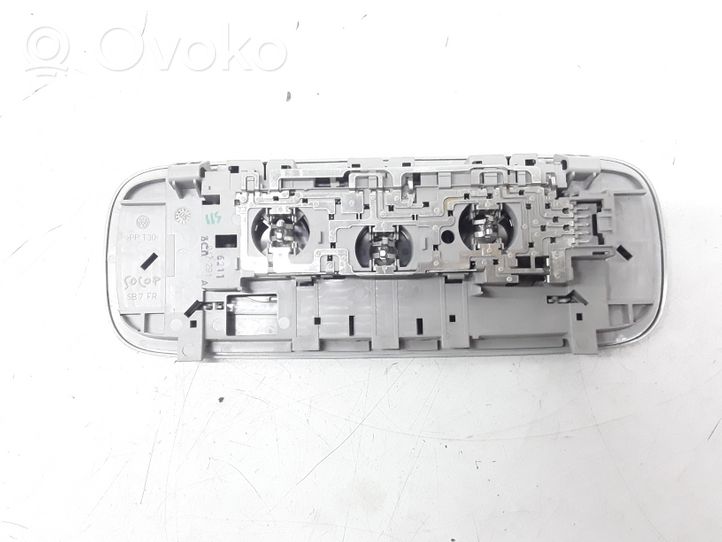 Volkswagen Jetta V Illuminazione sedili posteriori 3C0947291A