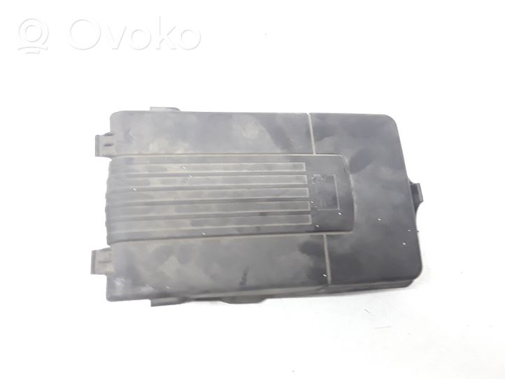 Volkswagen Jetta V Battery box tray cover/lid 1K0915443A