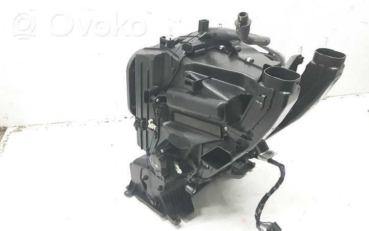 Opel Astra J Scatola climatizzatore riscaldamento abitacolo assemblata 13303354