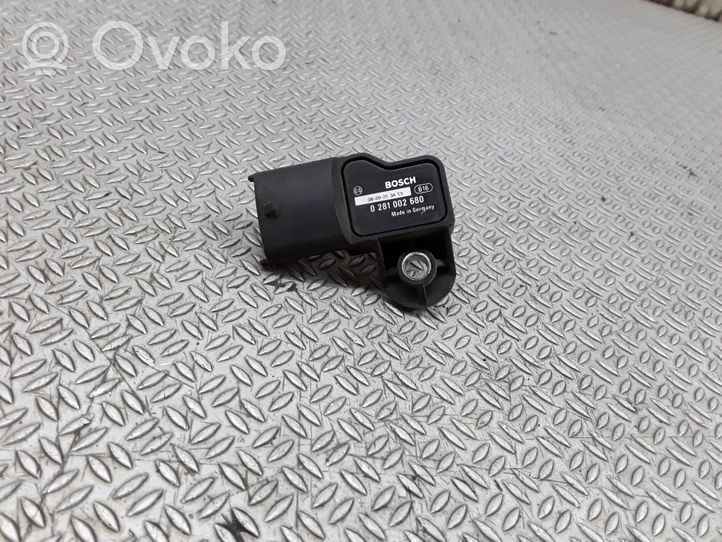 Honda Civic Air pressure sensor 0281002680