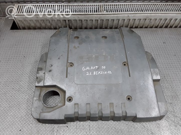 Mitsubishi Galant Couvercle cache moteur MD359363