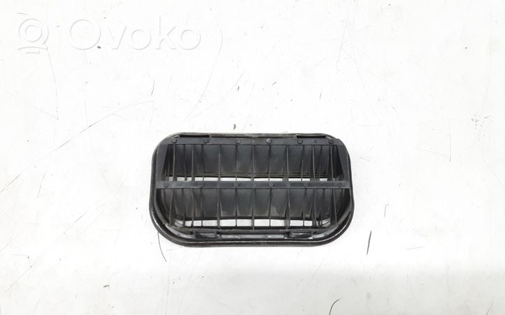 Porsche Cayenne (9PA) Quarter panel pressure vent 