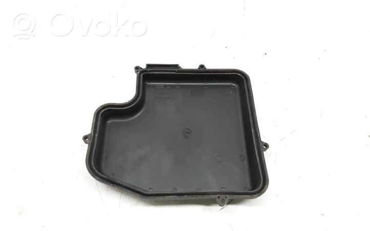 Volkswagen PASSAT B5.5 Coperchio scatola dei fusibili 8D1907613A