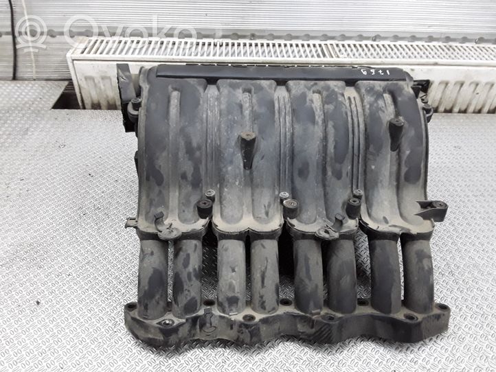 Mercedes-Benz Vaneo W414 Collettore di aspirazione 6680900301