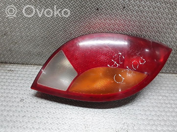 Ford Ka Aizmugurējais lukturis virsbūvē 97KG13N004AA