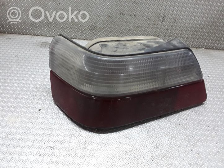 Peugeot 605 Lampa tylna 88024