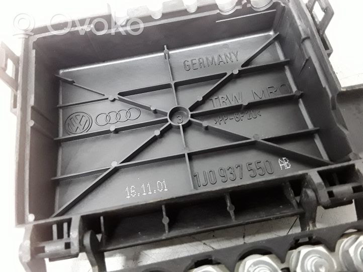 Volkswagen Bora Faisceau câbles positif 1J0937550AB