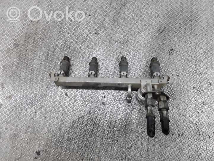 Opel Corsa B Kraftstoffverteiler Einspritzleiste Verteilerrohr 0280151045