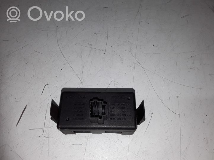 Renault Megane III Hazard light switch 8200214896