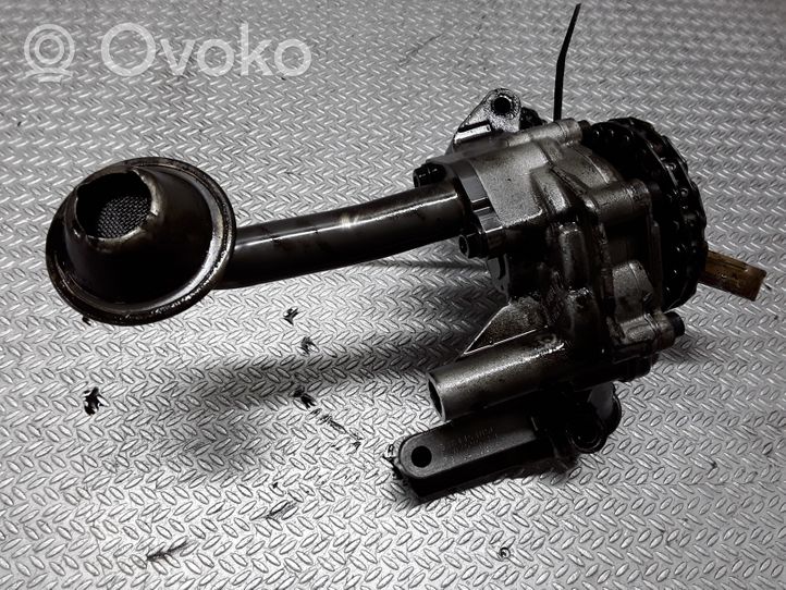Volkswagen Jetta V Oil pump 038115105C