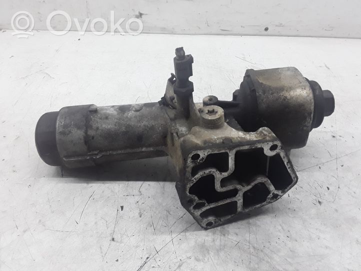 Volkswagen Sharan Support de filtre à huile 038115389C