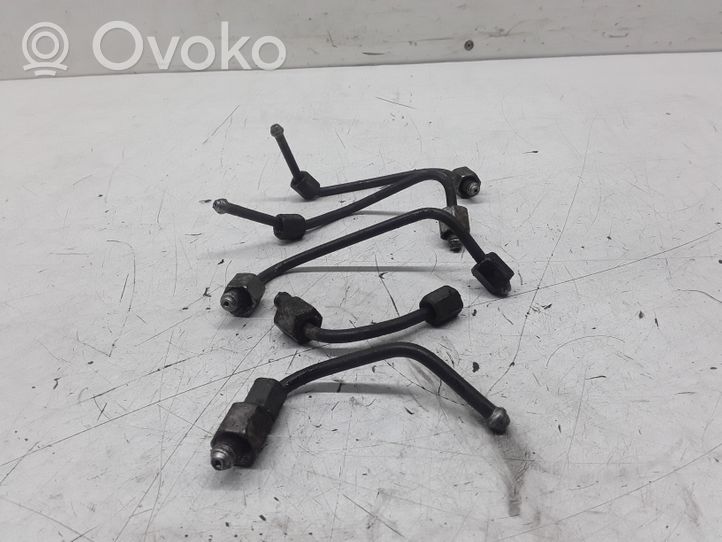 Opel Vectra C Fuel injector supply line/pipe 
