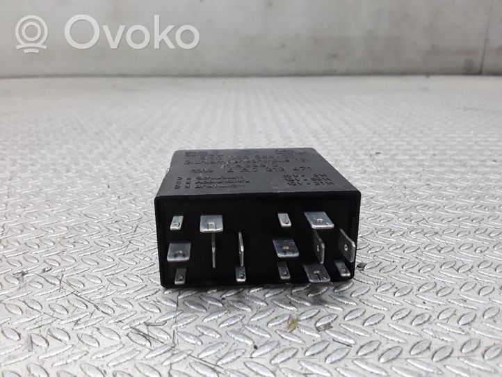 Audi A8 S8 D2 4D Light relay 4A0919471