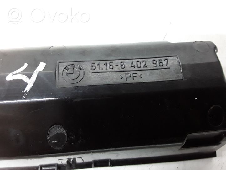 BMW X5 E53 Auton tuhkakuppi 8402967