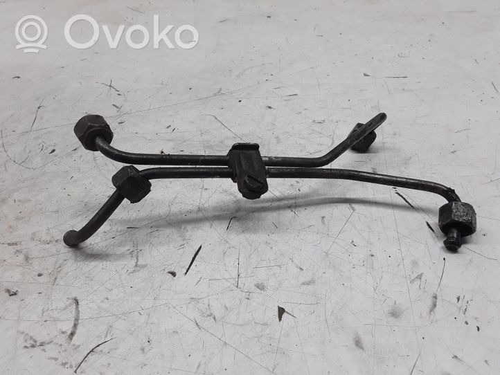 Volkswagen Golf IV Fuel line pipe 