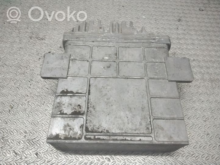 Opel Vectra B Komputer / Sterownik ECU silnika 0281001638