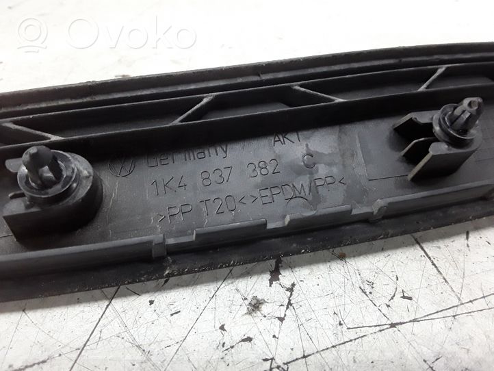 Volkswagen Golf V Joint en caoutchouc de porte avant 1K4837382C