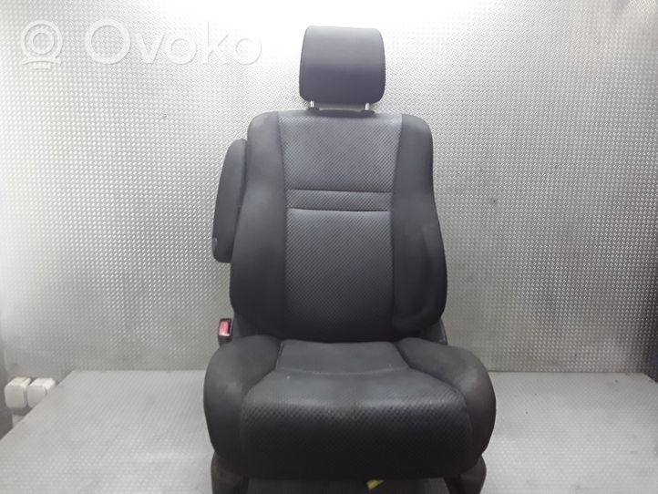 Toyota Corolla Verso E121 Fotele / Kanapa / Boczki / Komplet 