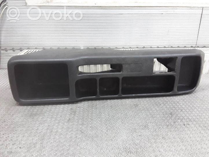 Toyota Corolla Verso E121 Console centrale 5891113060A1